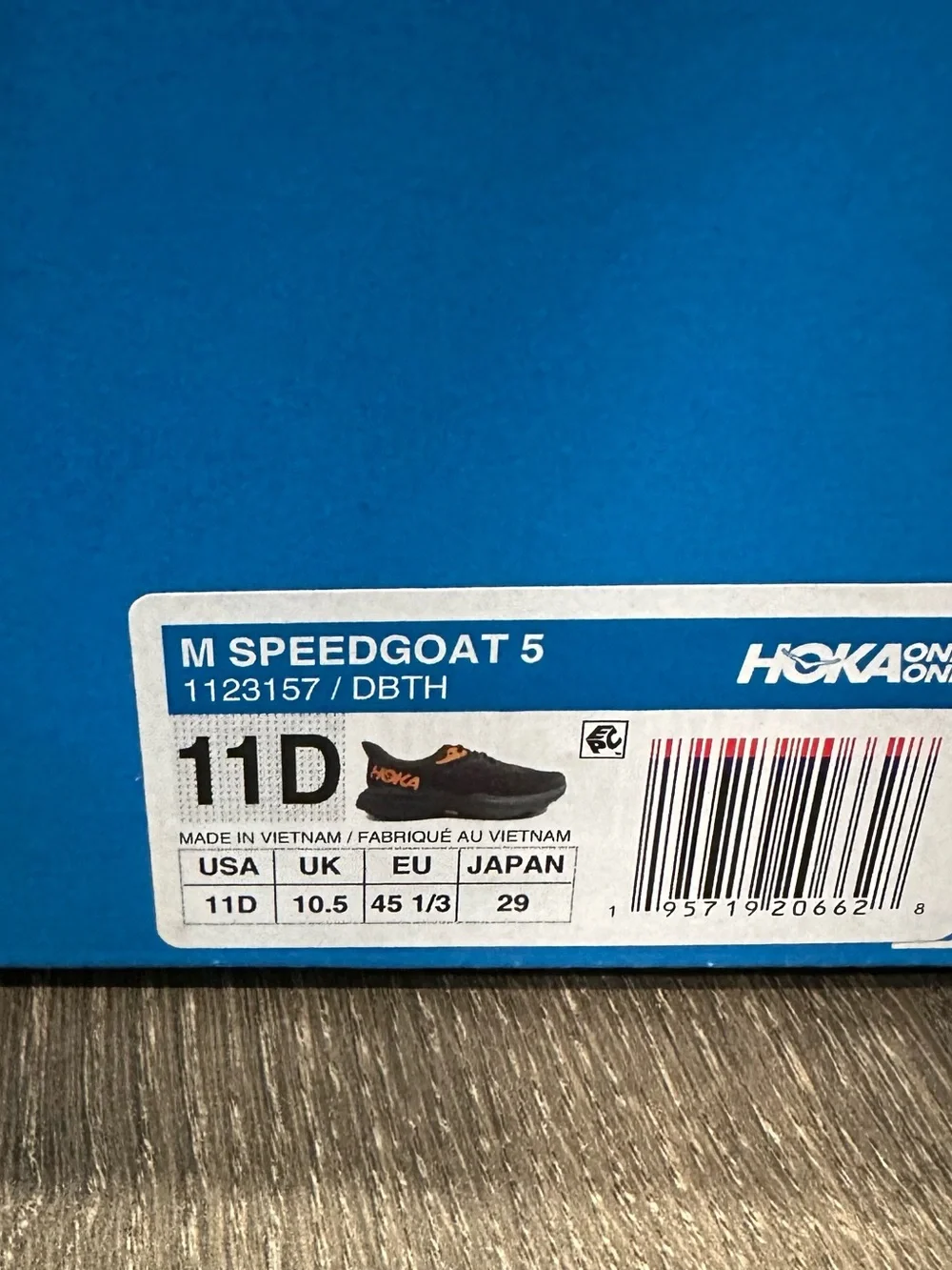 Hoka Speedgoat 5 Men’s Black and Yellow Trail Running Shoes